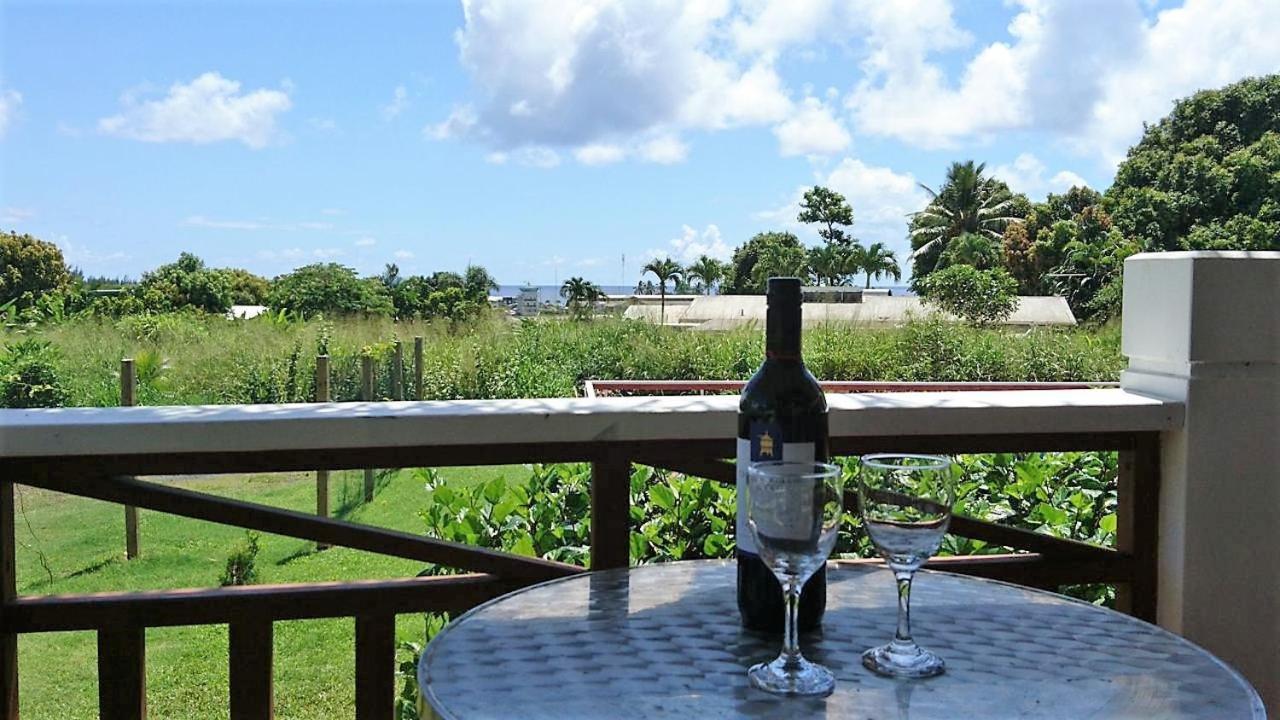 Red Hibiscus Villas Rarotonga Exteriör bild