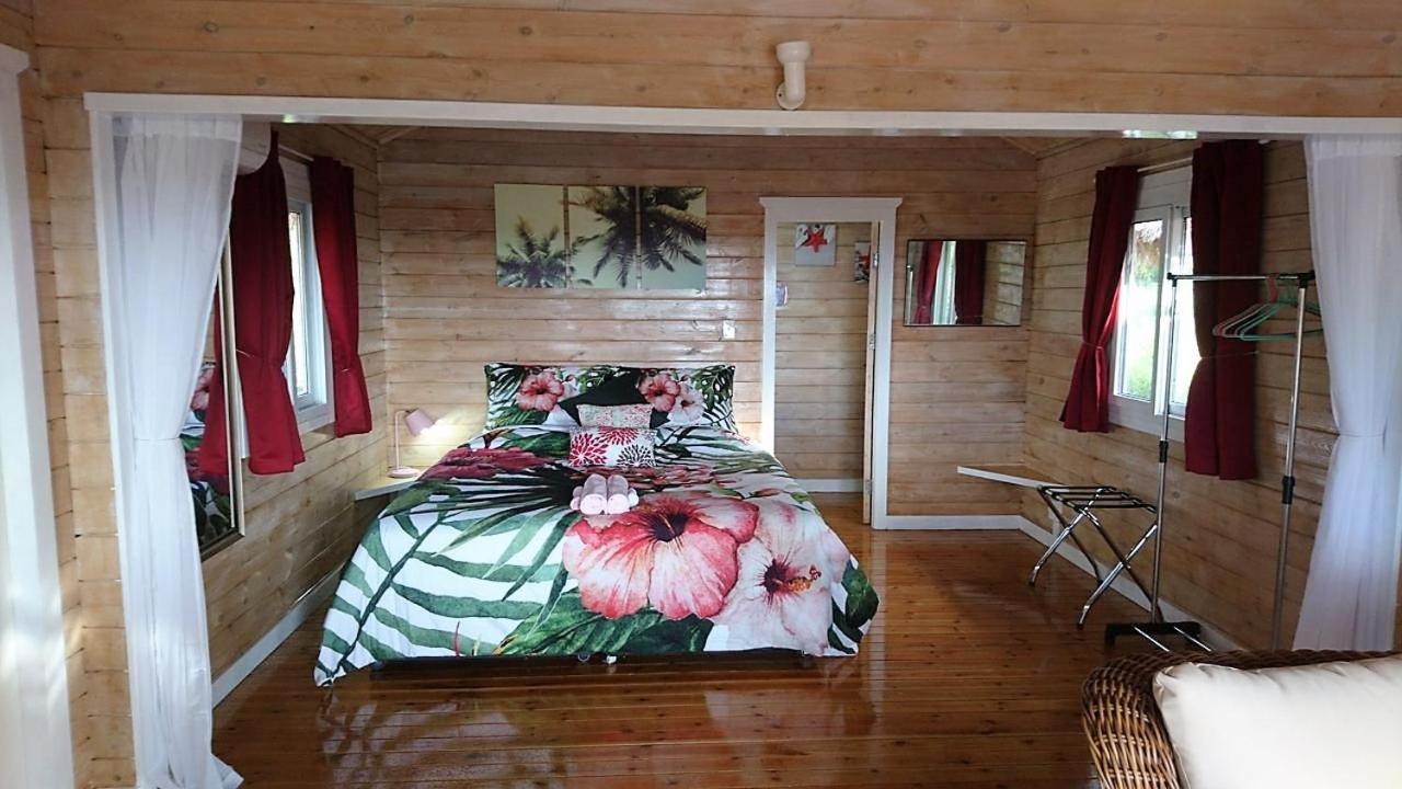 Red Hibiscus Villas Rarotonga Exteriör bild