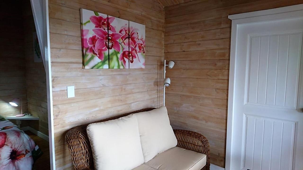 Red Hibiscus Villas Rarotonga Exteriör bild