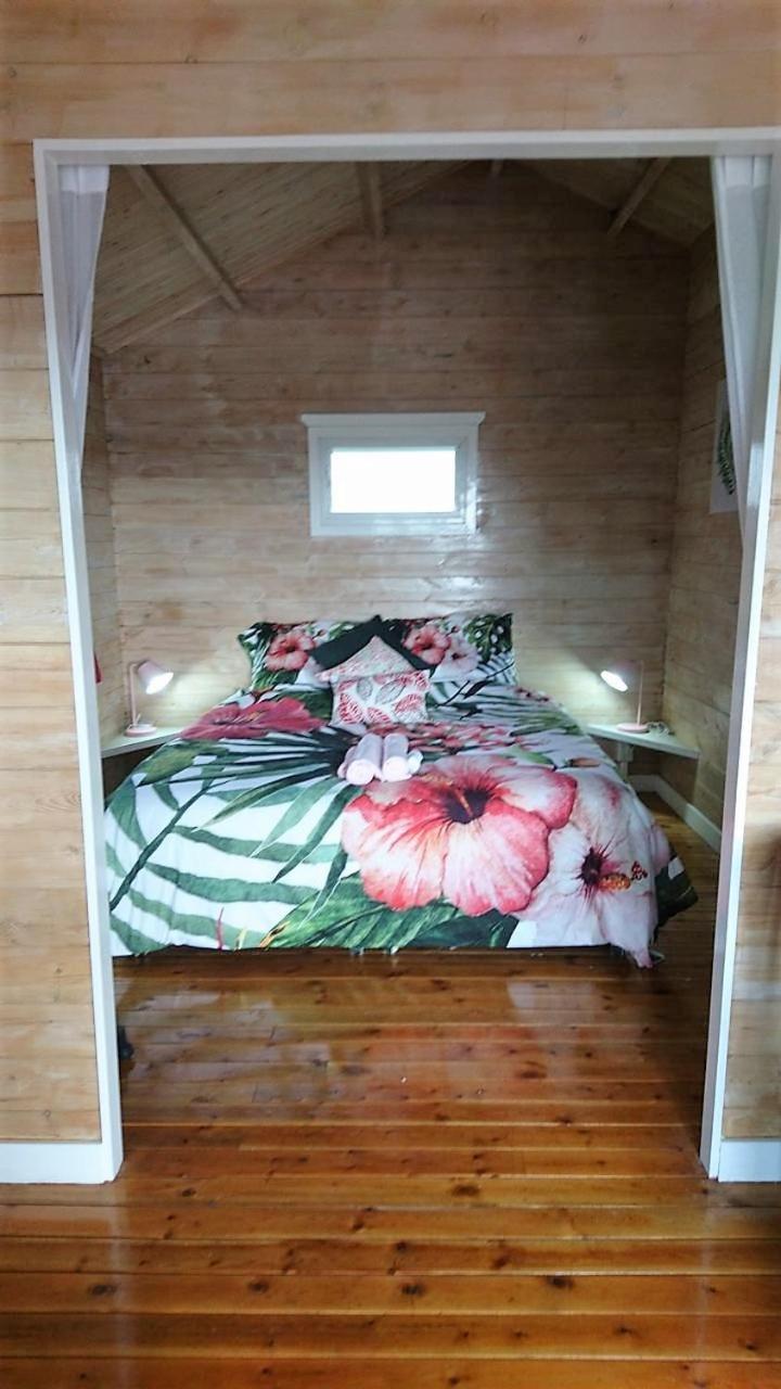 Red Hibiscus Villas Rarotonga Exteriör bild